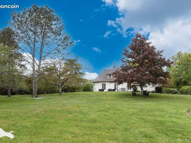 Villa 6 pièces 206 m²