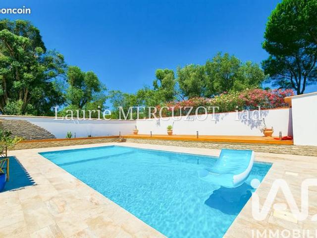 Villa 6 pièces 206 m²
