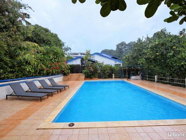 Villa 6 pièces 208 m²