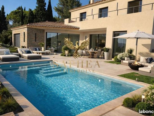 Villa 6 pièces 209 m²