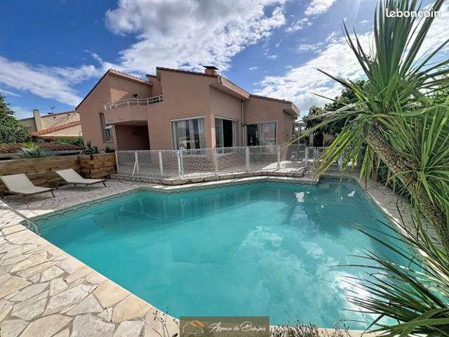 Villa 6 pièces 210 m²