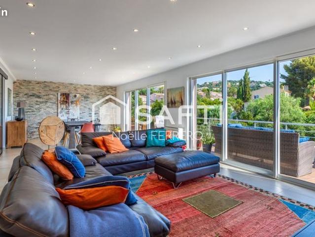 Villa 6 pièces 210 m²