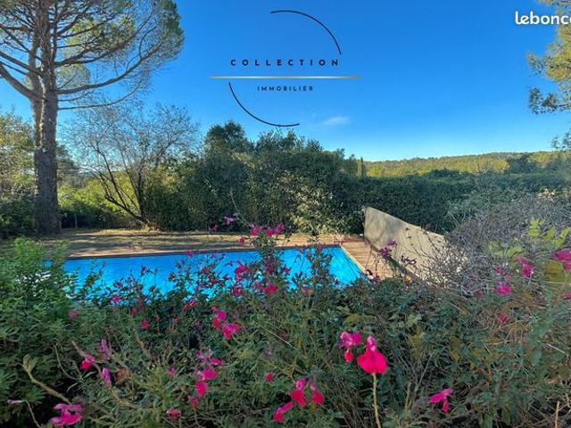 Villa 6 pièces 210 m²