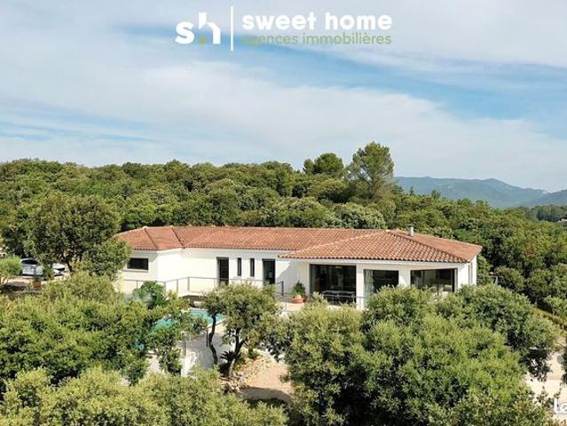 Villa 6 pièces 213 m²