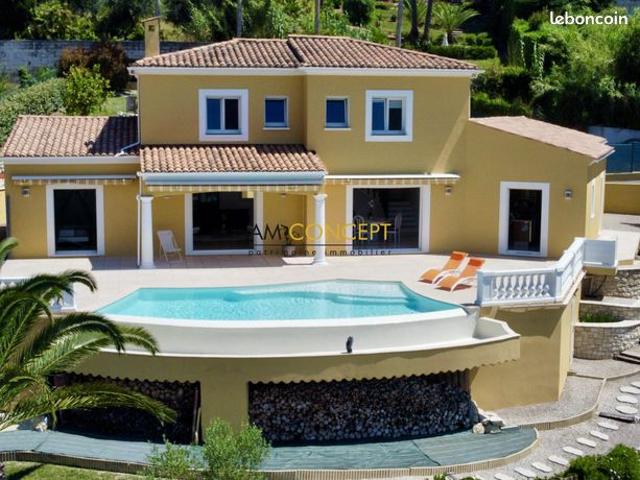 Villa 6 pièces 214 m²