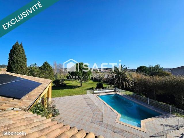 Villa 6 pièces 215 m²
