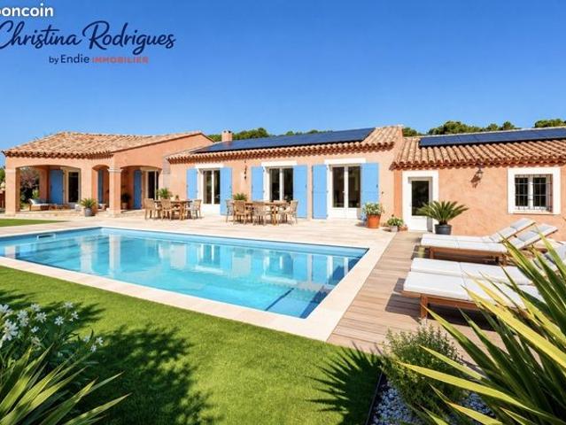 Villa 6 pièces 215 m²