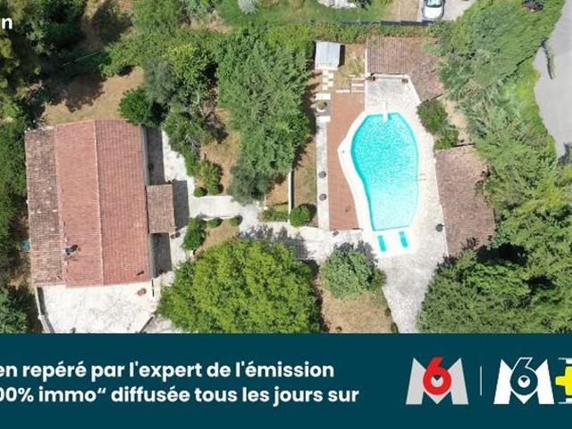 Villa 6 pièces 219 m²