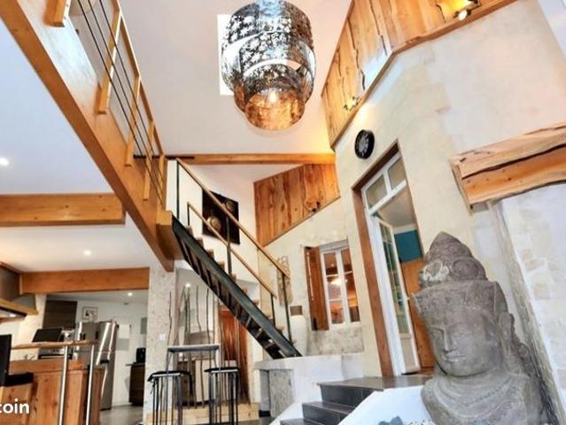 Villa 6 pièces 220 m²