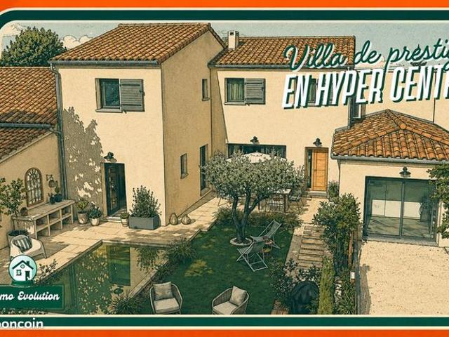 Villa 6 pièces 220 m²
