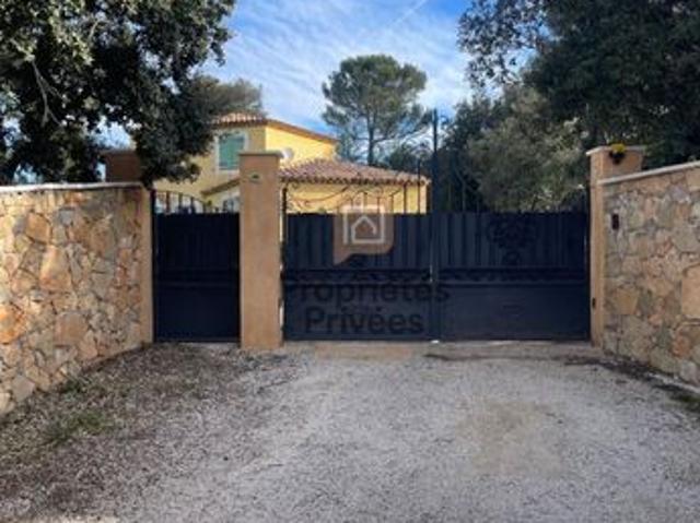 Villa 6 pièces 220 m²