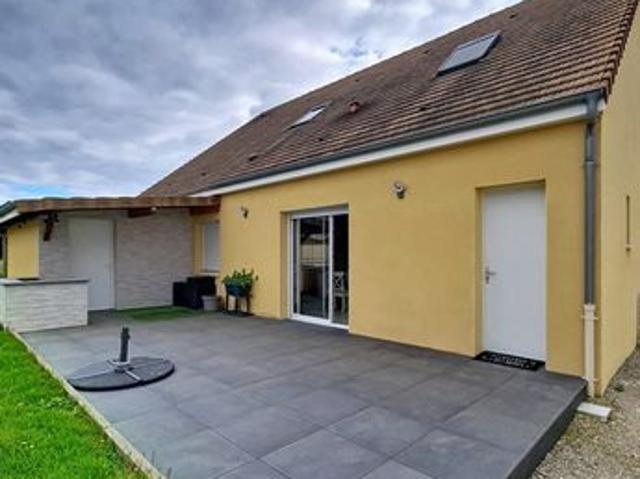 Villa 6 pièces 220 m²