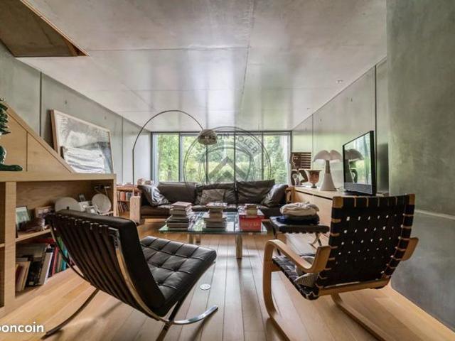 Villa 6 pièces 225 m²