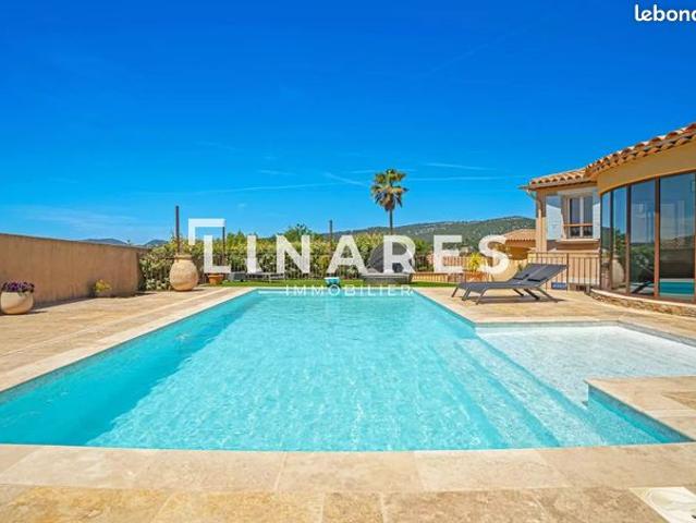 Villa 6 pièces 225 m²