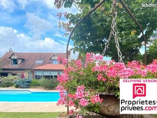 Villa 6 pièces 225 m²