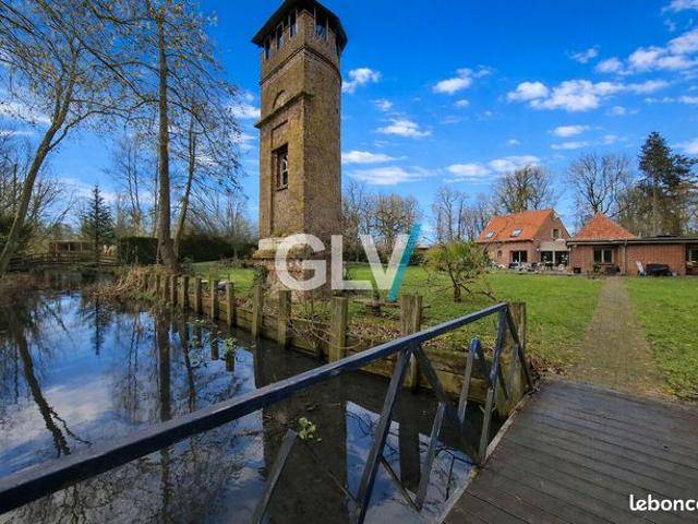 Villa 6 pièces 230 m²