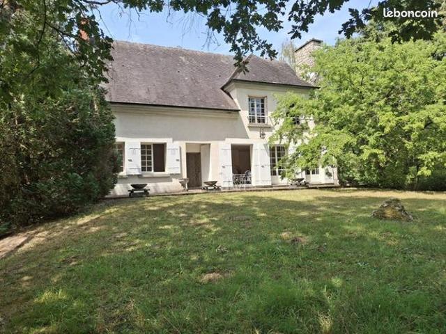 Villa 6 pièces 231 m²