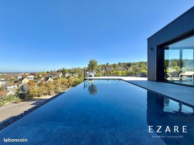 Villa 6 pièces 232 m²