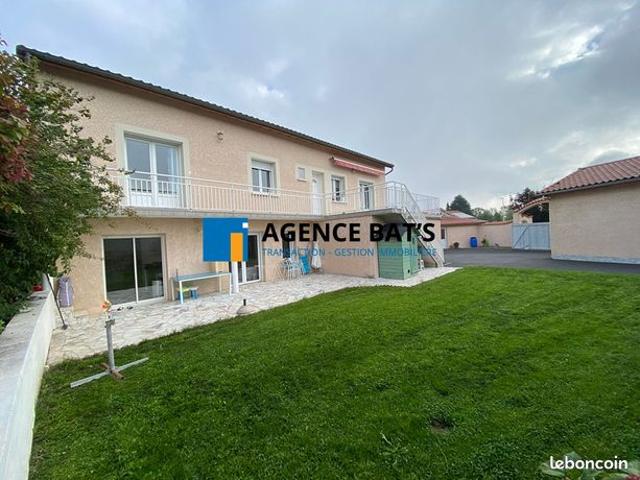 Villa 6 pièces 235 m²