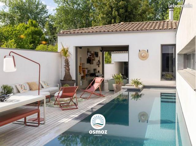 Villa 6 pièces 243 m²