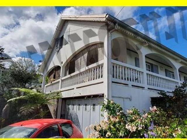 Villa 6 pièces 250 m²