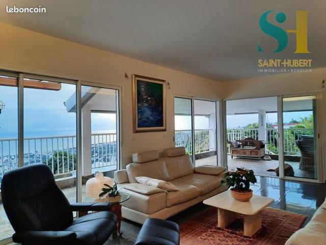 Villa 6 pièces 250 m²