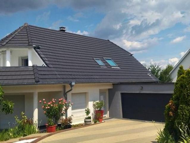 Villa 6 pièces 253 m²