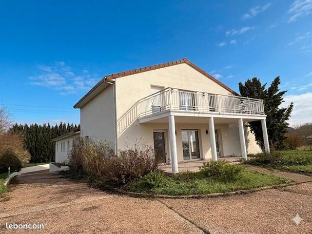 Villa 6 pièces 255 m²
