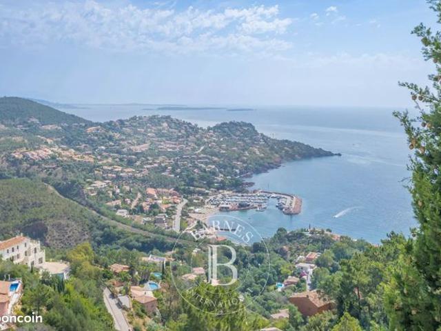 Villa 6 pièces 255 m²