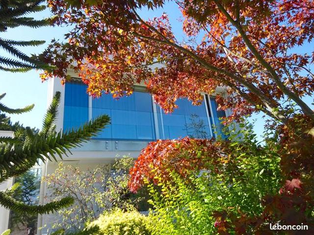 Villa 6 pièces 260 m²