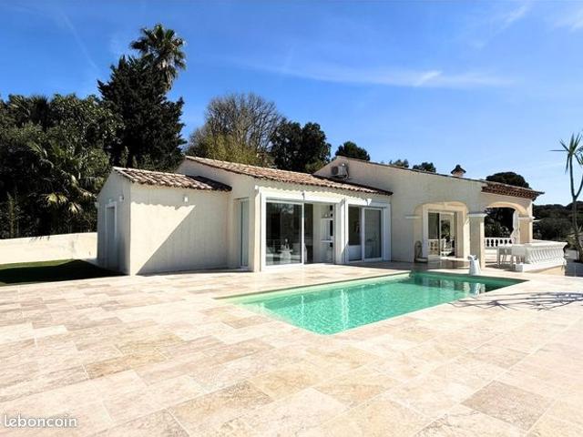Villa 6 pièces 298 m²