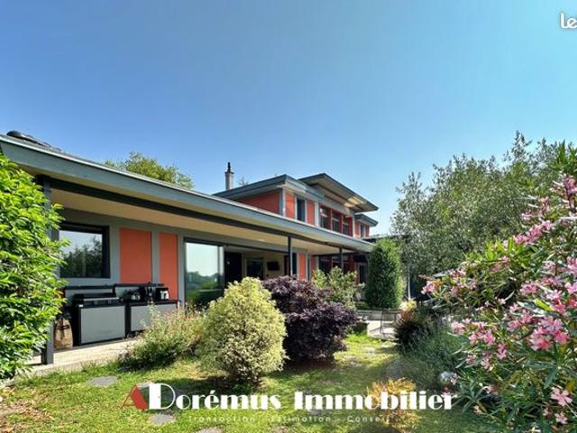 Villa 6 pièces 310 m²