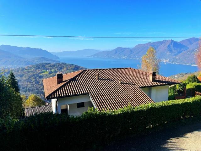 Villa, 6 Zi / 240 m2 mit wunderbarer Seesicht Kopie