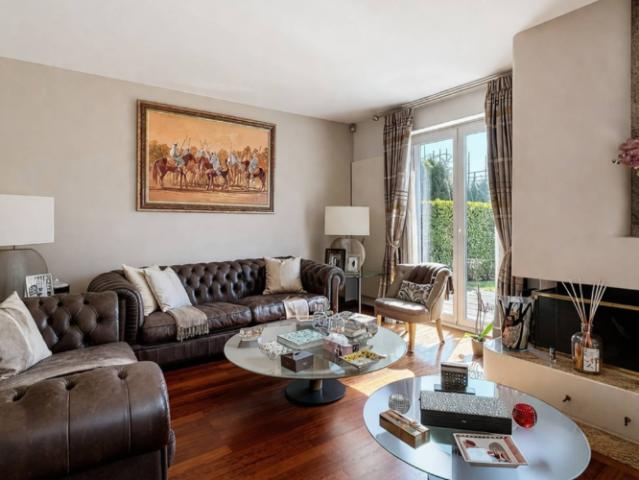 Villa 6.5 Zimmer