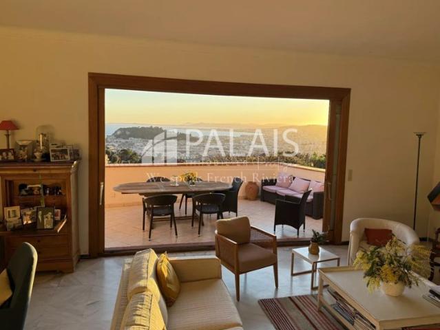 Villa 6P vue mer hauteur Mont Boron