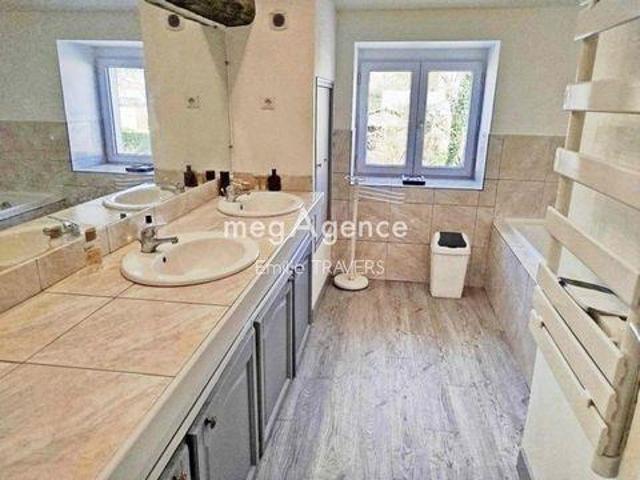 Villa 7 chambres, Montaigu Pays de la Loire 85600 ELS90764436