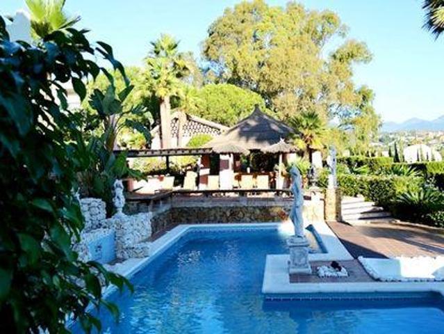 Villa 7 Dormitorio Marbella Andalucía ELS98304069