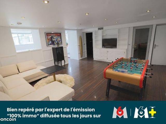 Villa 7 pièces 400 m²