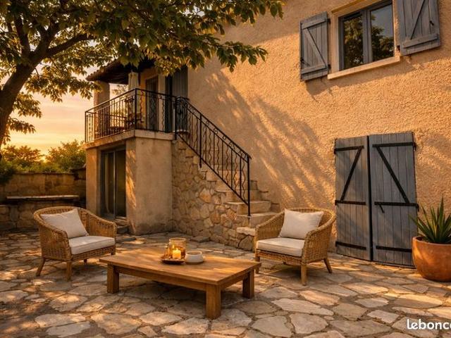 Villa 7 pièces 126 m²