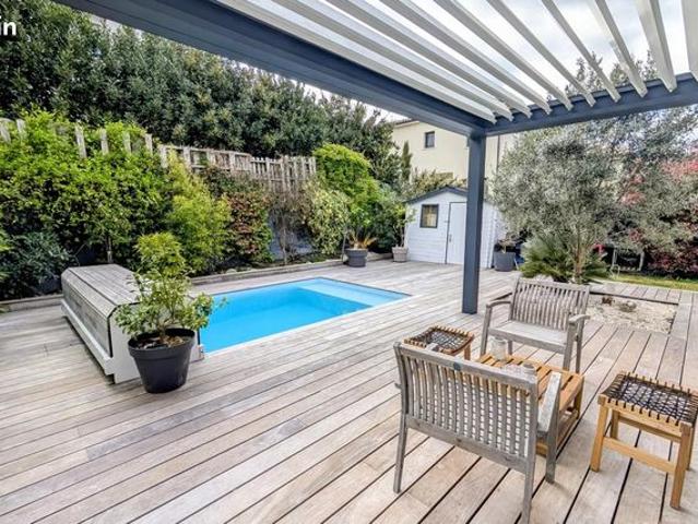 Villa 7 pièces 127 m²