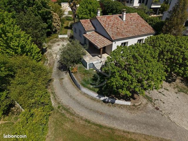 Villa 7 pièces 128 m²