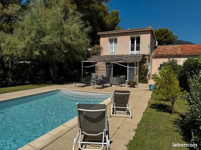 Villa 7 pièces 130 m²