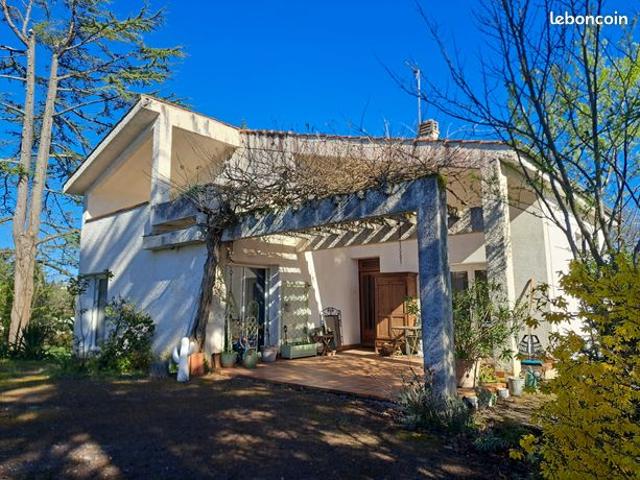 Villa 7 pièces 130 m²
