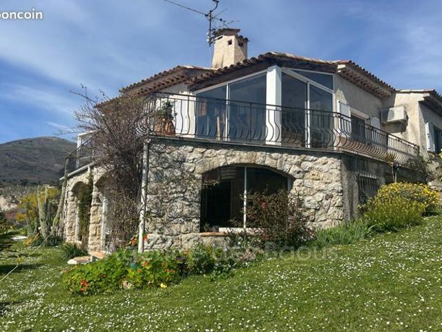 Villa 7 pièces 130 m²