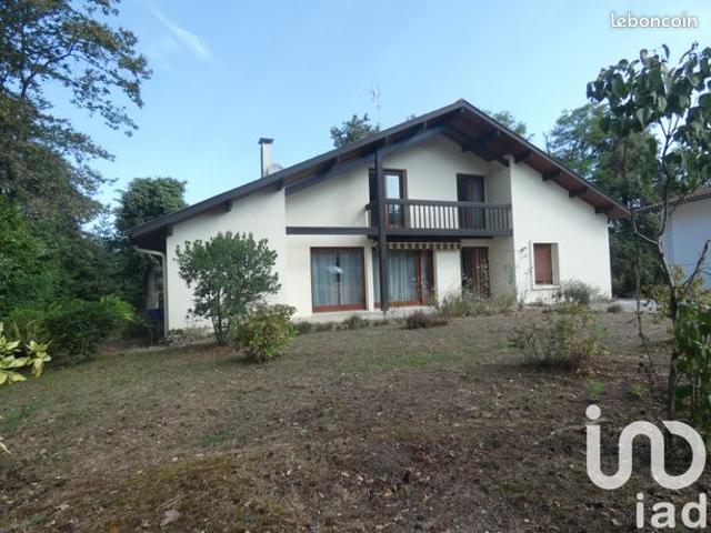 Villa 7 pièces 132 m²
