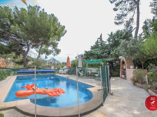 Villa 7 pièces 136 m²