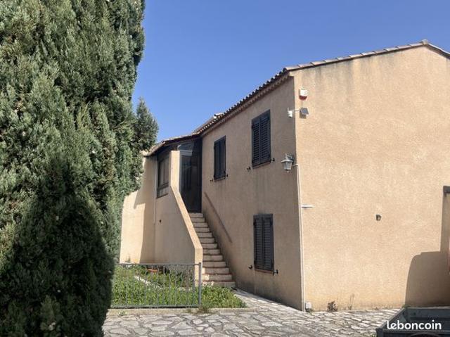 Villa 7 pièces 137 m²