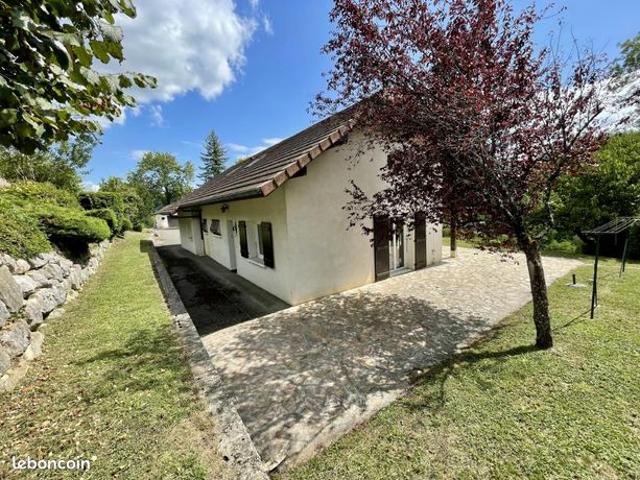 Villa 7 pièces 137 m²