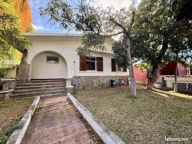 Villa 7 pièces 140 m²