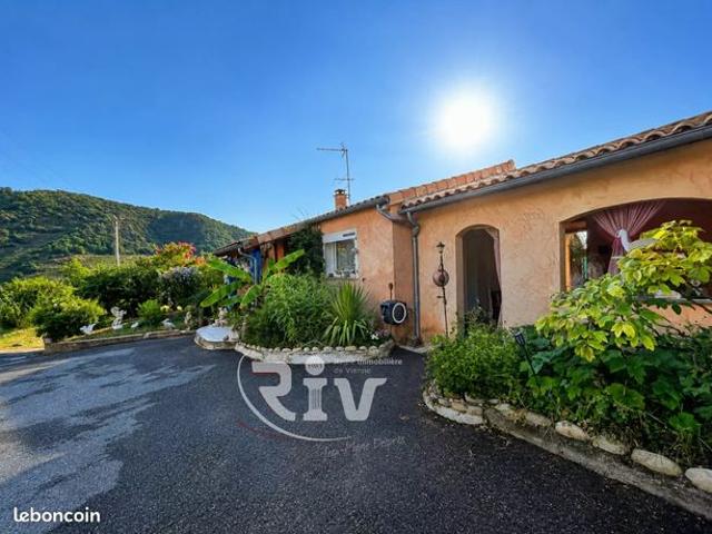 Villa 7 pièces 143 m²